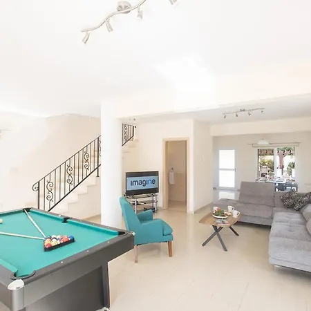 The Ultimate 5 Star Holiday In With Private Pool And Close To The Beach 1383 ヴィラ