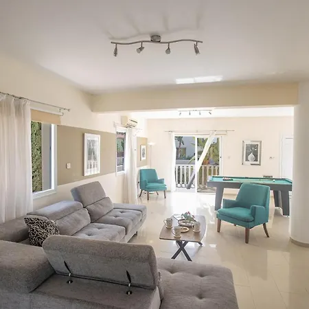 The Ultimate 5 Star Holiday In With Private Pool And Close To The Beach 1383 ヴィラ
