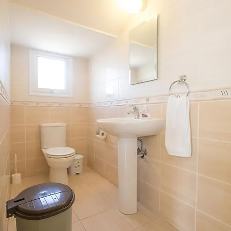 The Ultimate 5 Star Holiday In With Private Pool And Close To The Beach 1383 ヴィラ