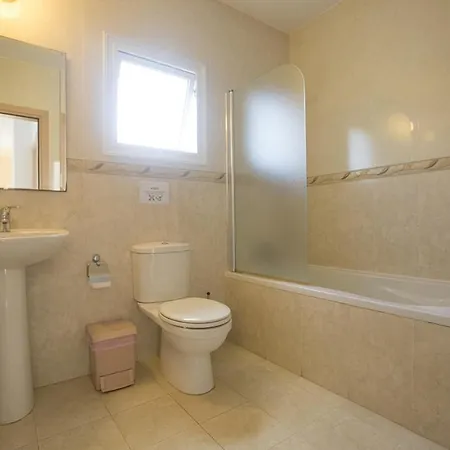 ヴィラ The Ultimate 5 Star Holiday In With Private Pool And Close To The Beach 1383 *